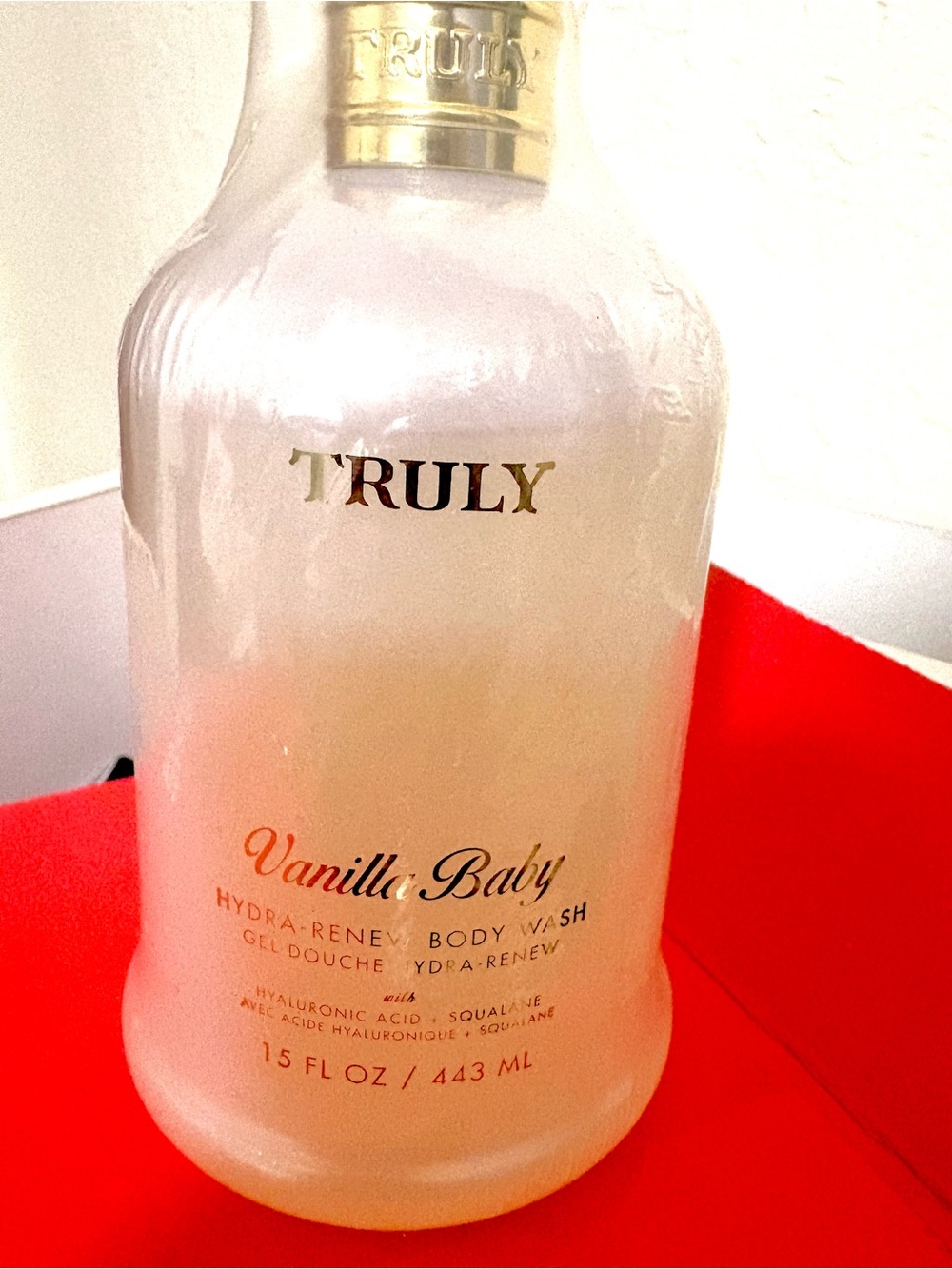 TRULY Vanilli Baby Body Wash - Cream and Gold Accents